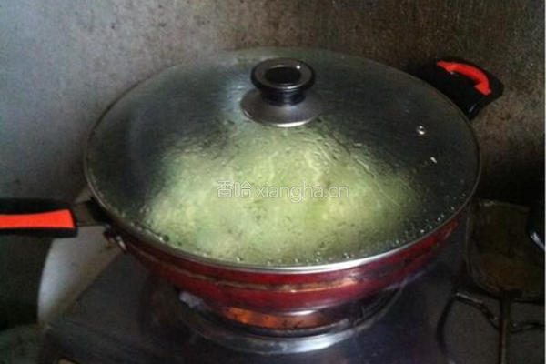 菜花炒肉丝的做法图解3