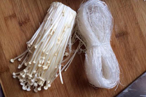 金针菇粉丝拌菠菜的做法图解2