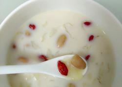 牛奶炖花生