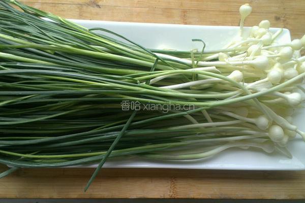 野蒜鸡蛋菜饼的做法图解1