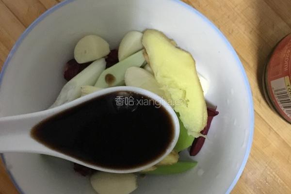红烧秋刀鱼的做法图解3