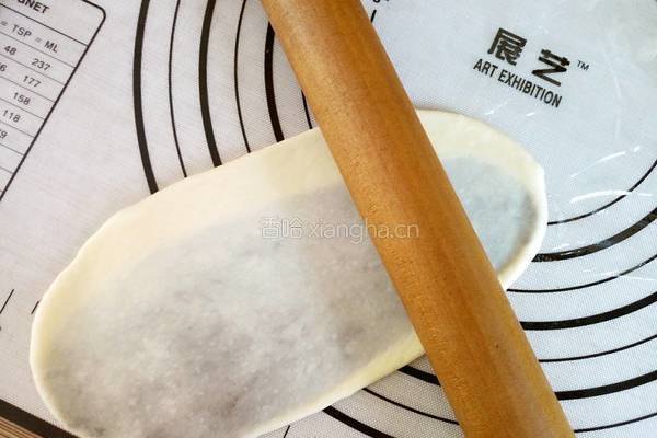 豆沙面包圈的做法图解11