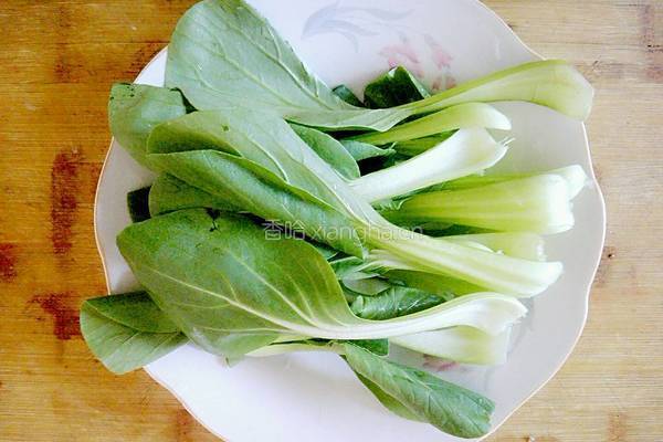 蘑菇青菜的做法图解3