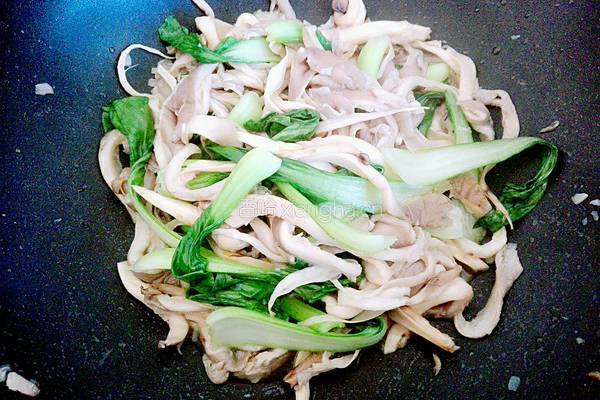 蘑菇青菜的做法图解5