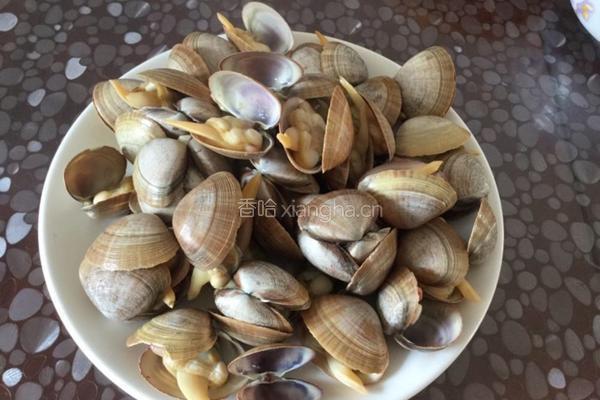蒜泥菠菜拌沙蚬子肉的做法图解4