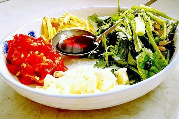 鱼籽炒香菜的做法图解2