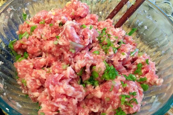 芥菜肉丸汤的做法图解3