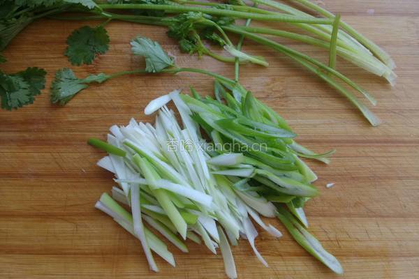 肉末莲花茄子的做法图解2