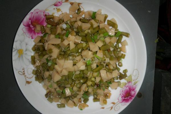 泡豇豆炒火腿肠的做法图解5