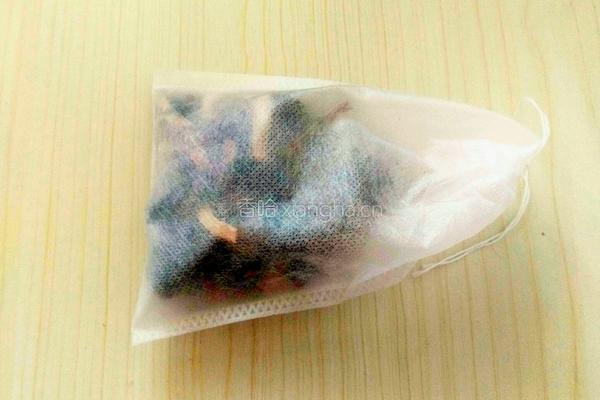 五味尚膳鲜煮酸梅汤的做法图解3
