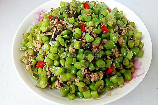 橄榄菜四季豆