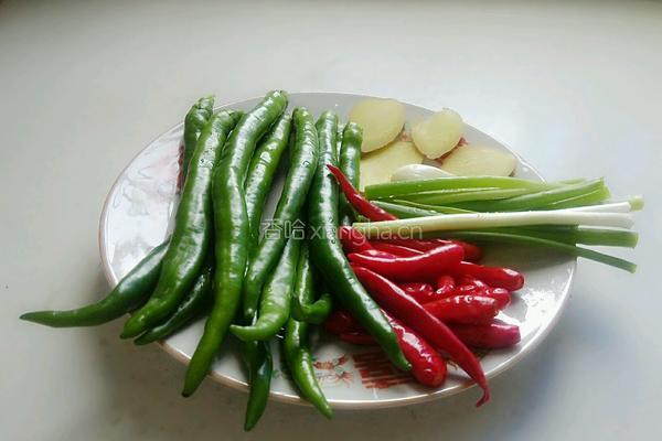 辣子鸡的做法图解4