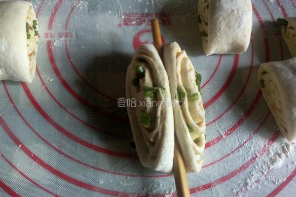 发面花卷的做法图解9