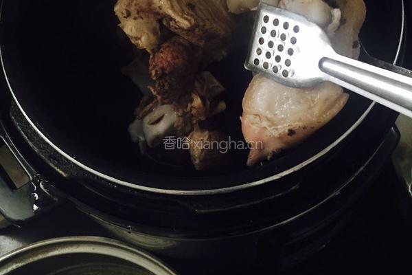 红烧肘子的做法图解2
