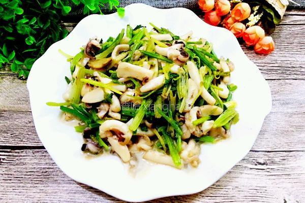芹菜炒乌贼的做法图解7