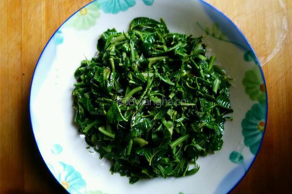 凉拌香椿芽