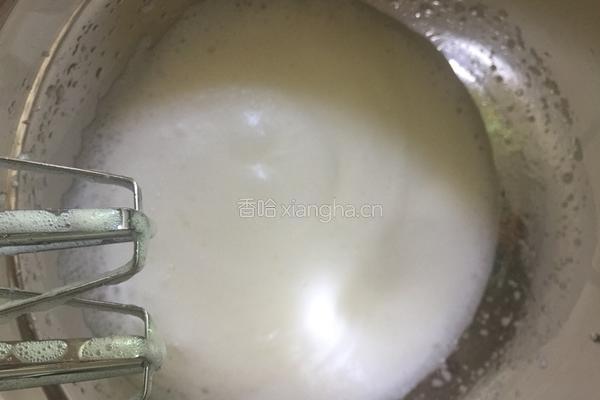 红枣葡萄干戚风（六寸）的做法图解8