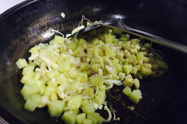 金针菇培根饭配番茄菌菇汤的做法图解4