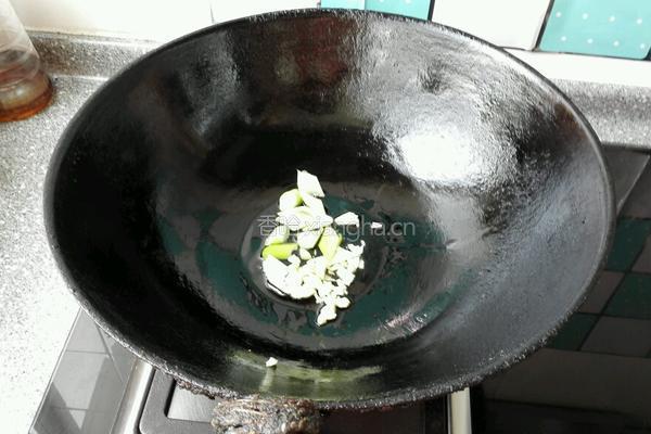 蚝油腐竹素食菌的做法图解2