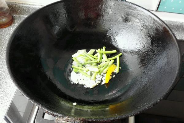 蚝油腐竹素食菌的做法图解3