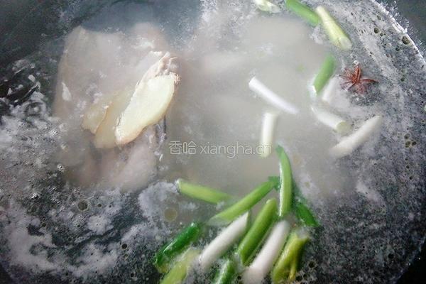 山药鸡腿煲的做法图解12