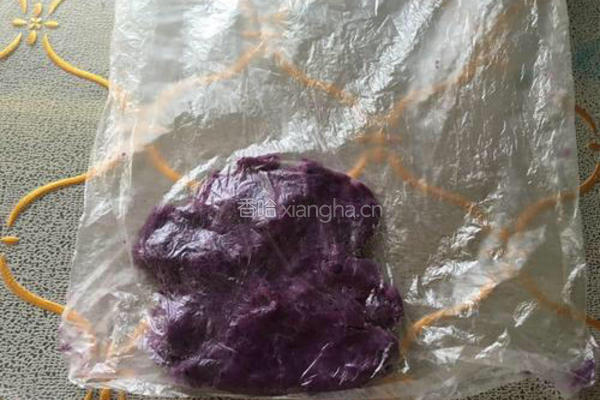 紫薯味葡萄的做法图解2