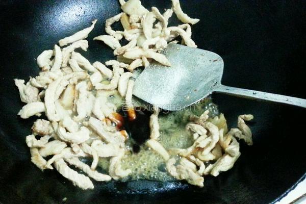 蛋花榨菜肉丝汤的做法图解4