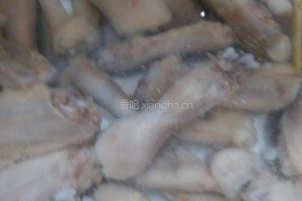 酸辣凤爪的做法图解3