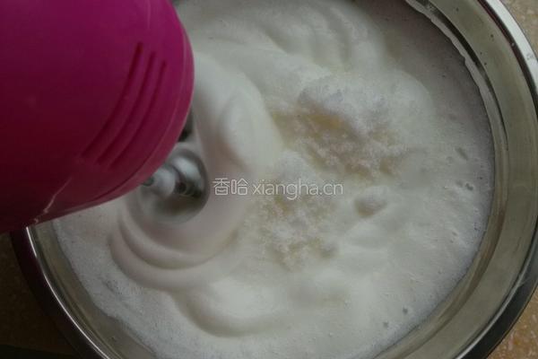 草莓酱蛋糕卷的做法图解6