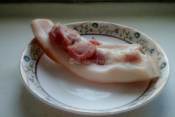 风味豆豉回锅肉的做法图解1