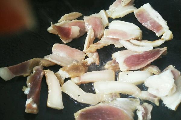 洋葱炒腊肉的做法图解4