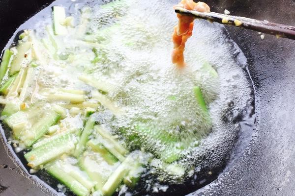 丝瓜水滑肉的做法图解6
