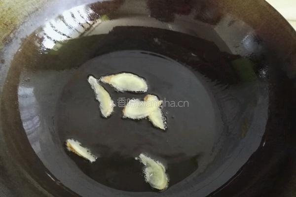 干煸鱿鱼的做法图解2