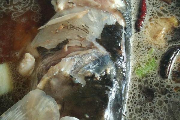 鱼头泡饼的做法图解5