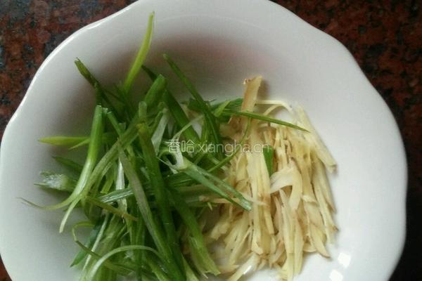 清蒸鲳鱼的做法图解1