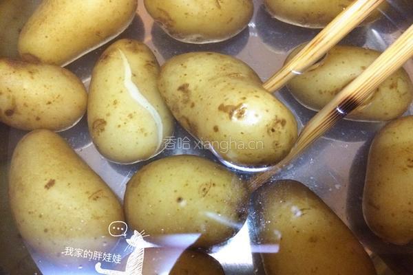 香辣小土豆（辣甜味版）的做法图解3