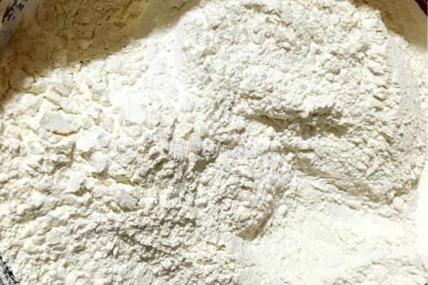 客家风味—煎荞粄的做法图解1