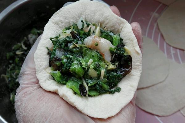 虾仁小白菜包子的做法图解12