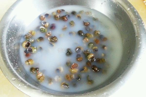 爆炒螺丝的做法图解1