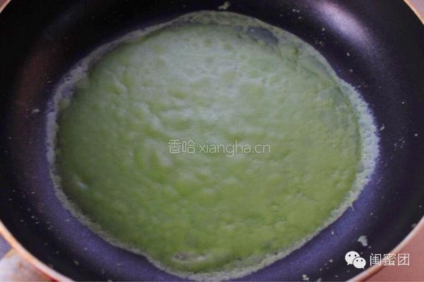 抹茶草莓千层蛋糕的做法图解4