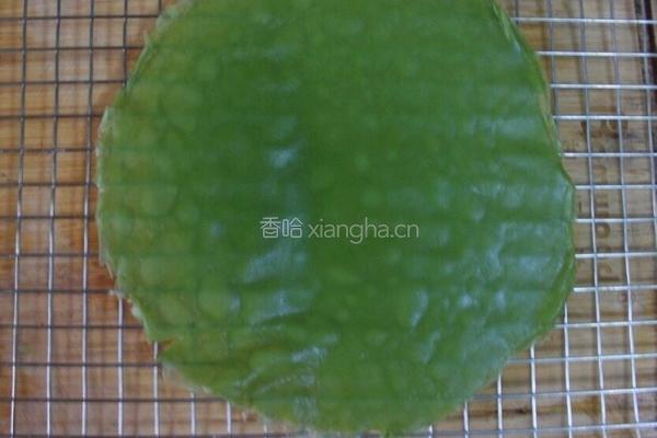 抹茶草莓千层蛋糕的做法图解5