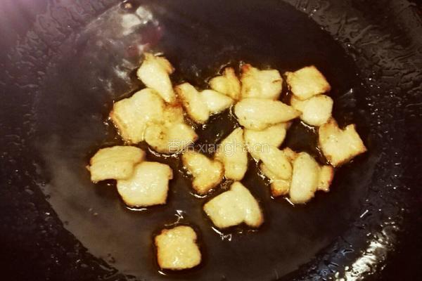 芋头肉片汤的做法图解2