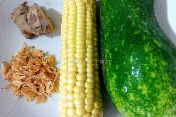 鲜味玉米节瓜汤的做法图解1