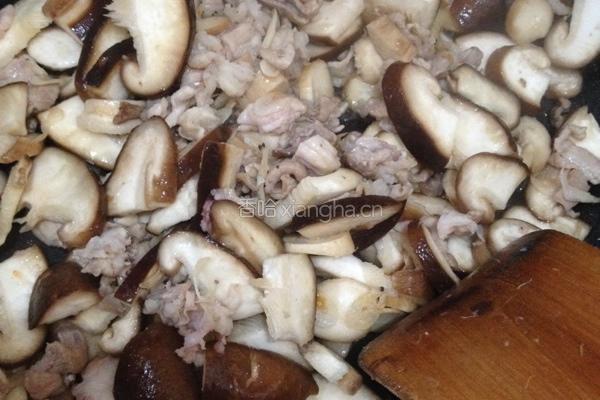 蘑菇肉酱汁的做法图解7