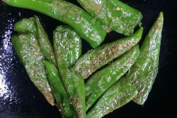 虎皮青椒的做法图解4