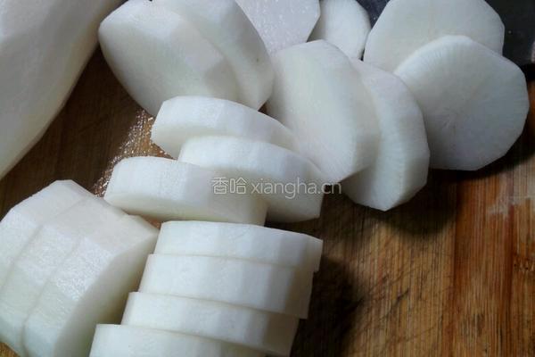 牛腩焖萝卜的做法图解2