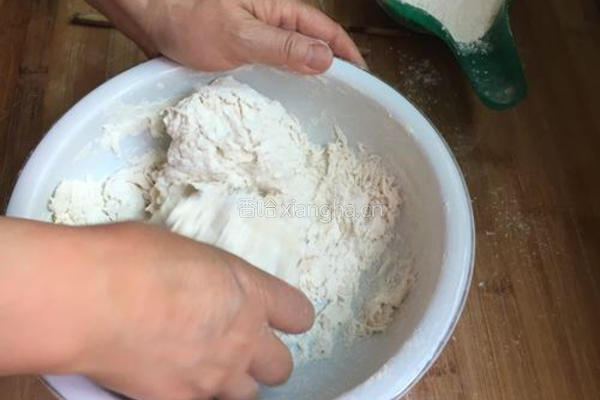 牛肉饺子的做法图解1