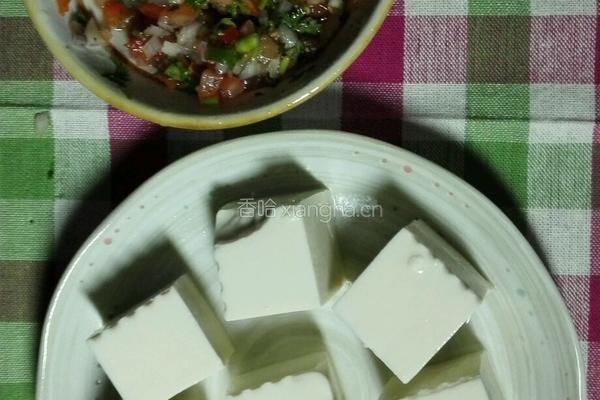 沙沙酱拌冻豆腐的做法图解2
