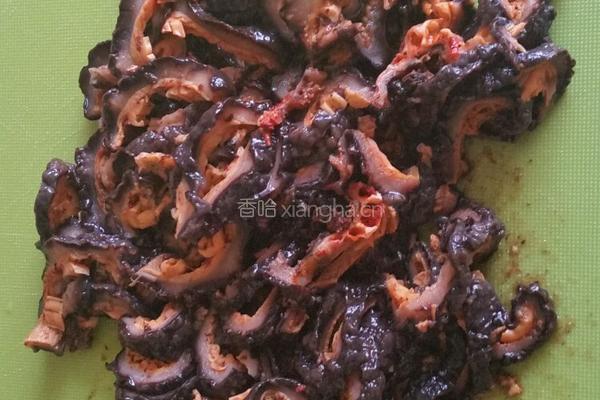 小米海参青菜粥的做法图解1