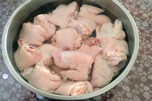 红烧猪蹄的做法图解2